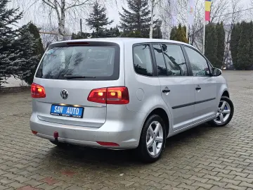 VW Touran 7 locuri 2011 1.6 TDI 105 CP euro 5