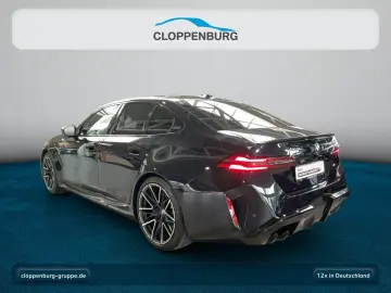 BMW M5 Limousine AHK Navi ACC SiKlima 0 5 %-Regelung