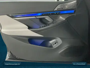 BMW M5 Limousine AHK Navi ACC SiKlima 0 5 %-Regelung