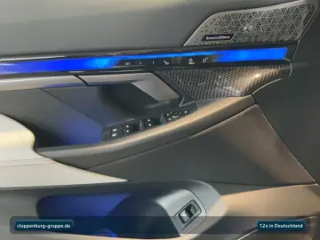 BMW M5 Limousine AHK Navi ACC SiKlima 0 5 %-Regelung