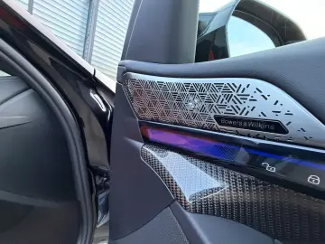 BMW M5 4.4 V8 xDrive BMW Garantie  NAP Abgas B&W