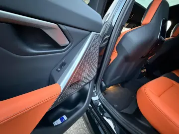 BMW M5 4.4 V8 xDrive BMW Garantie  NAP Abgas B&W