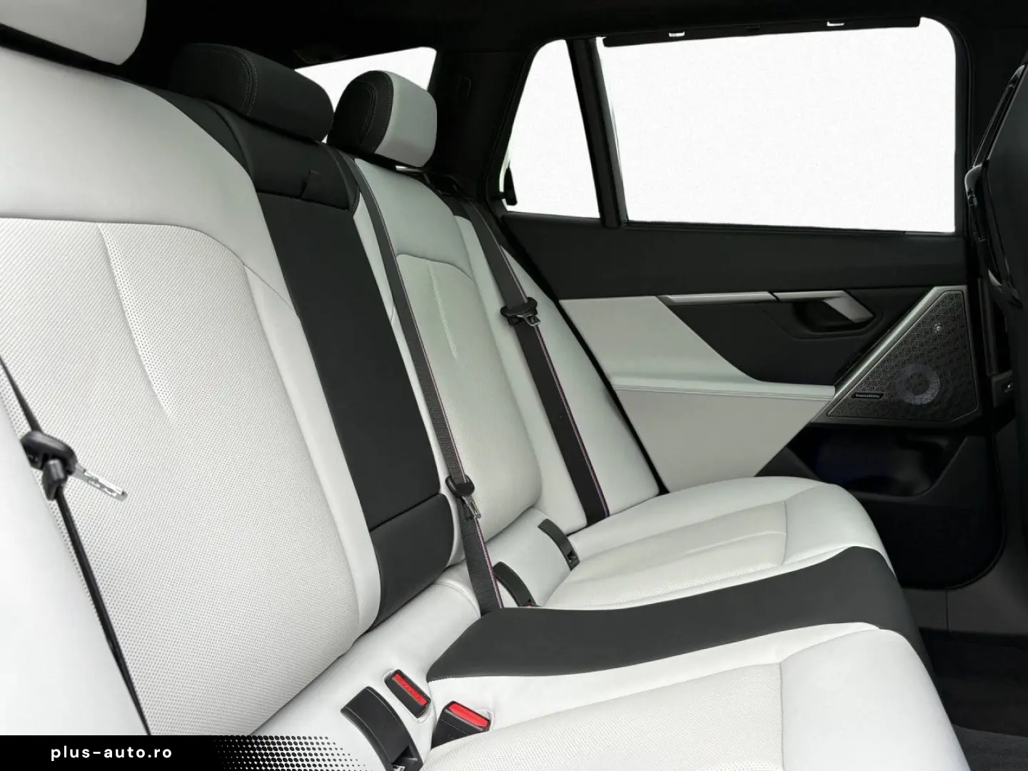 BMW M5 Tou DA-Prof HUD 360  B&W Sitzbel Pano AHK 21