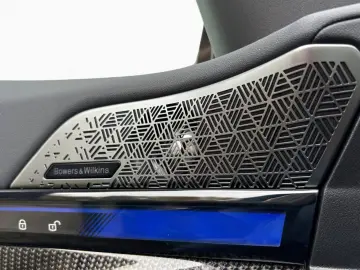 BMW M5 Tou DA-Prof HUD 360  B&W Sitzbel Pano AHK 21