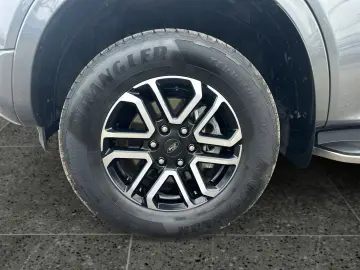 FORD Ranger Limited 4x4 Doppelkabine  AHK Rollo