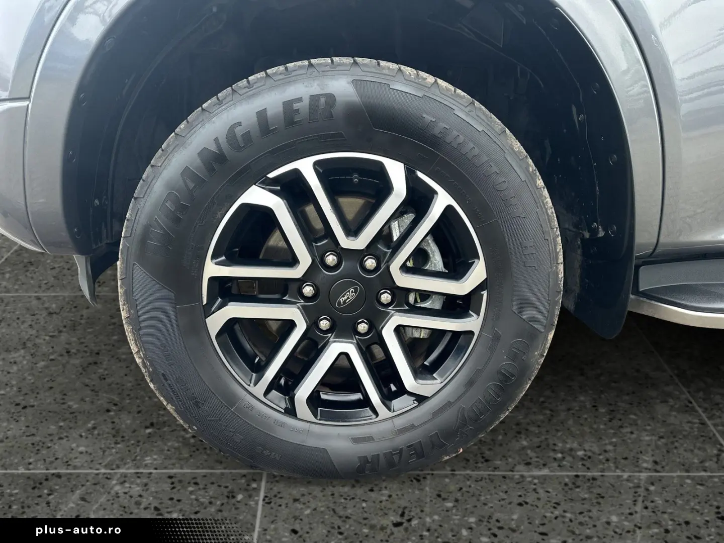 FORD Ranger Limited 4x4 Doppelkabine  AHK Rollo