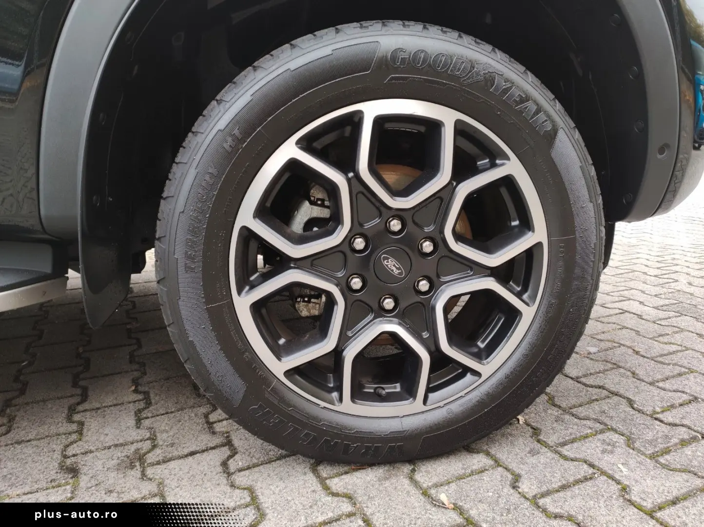 FORD Ranger Wildtrak DoKa Autom Rollo LED ACC AHK