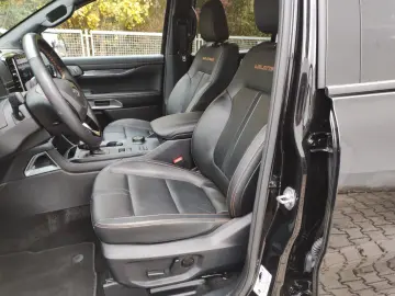 FORD Ranger Wildtrak DoKa Autom Rollo LED ACC AHK