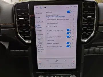 FORD Ranger Wildtrak DoKa Autom Rollo LED ACC AHK