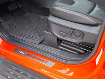 FORD Raptor 360 LED DAB ST-HT KEY ACC GARANTIE