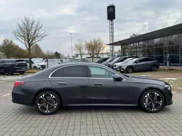 MERCEDES-BENZ E 400 e Advanced-Plus Pano Leder DC-Laden
