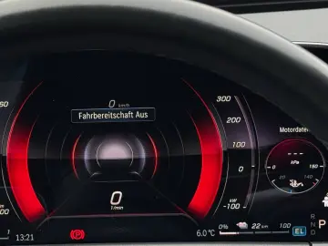 MERCEDES-BENZ E 400 e Advanced-Plus Pano Leder DC-Laden