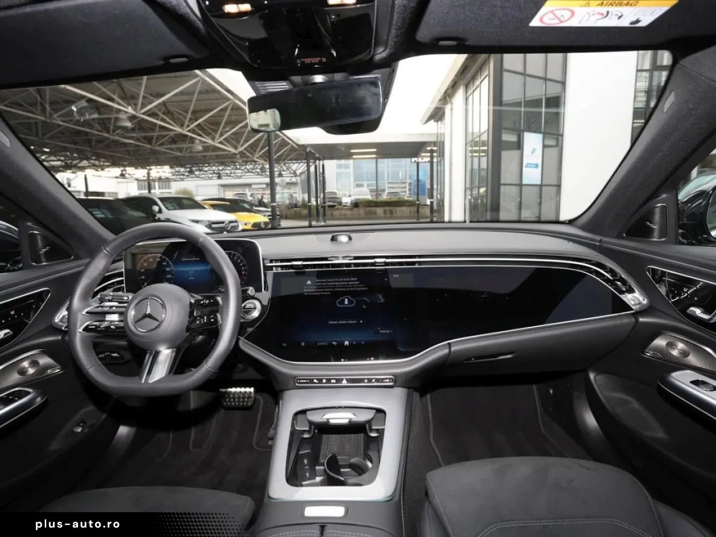 MERCEDES-BENZ E 400 e 4M AMG Panorama Burmester Memory 360