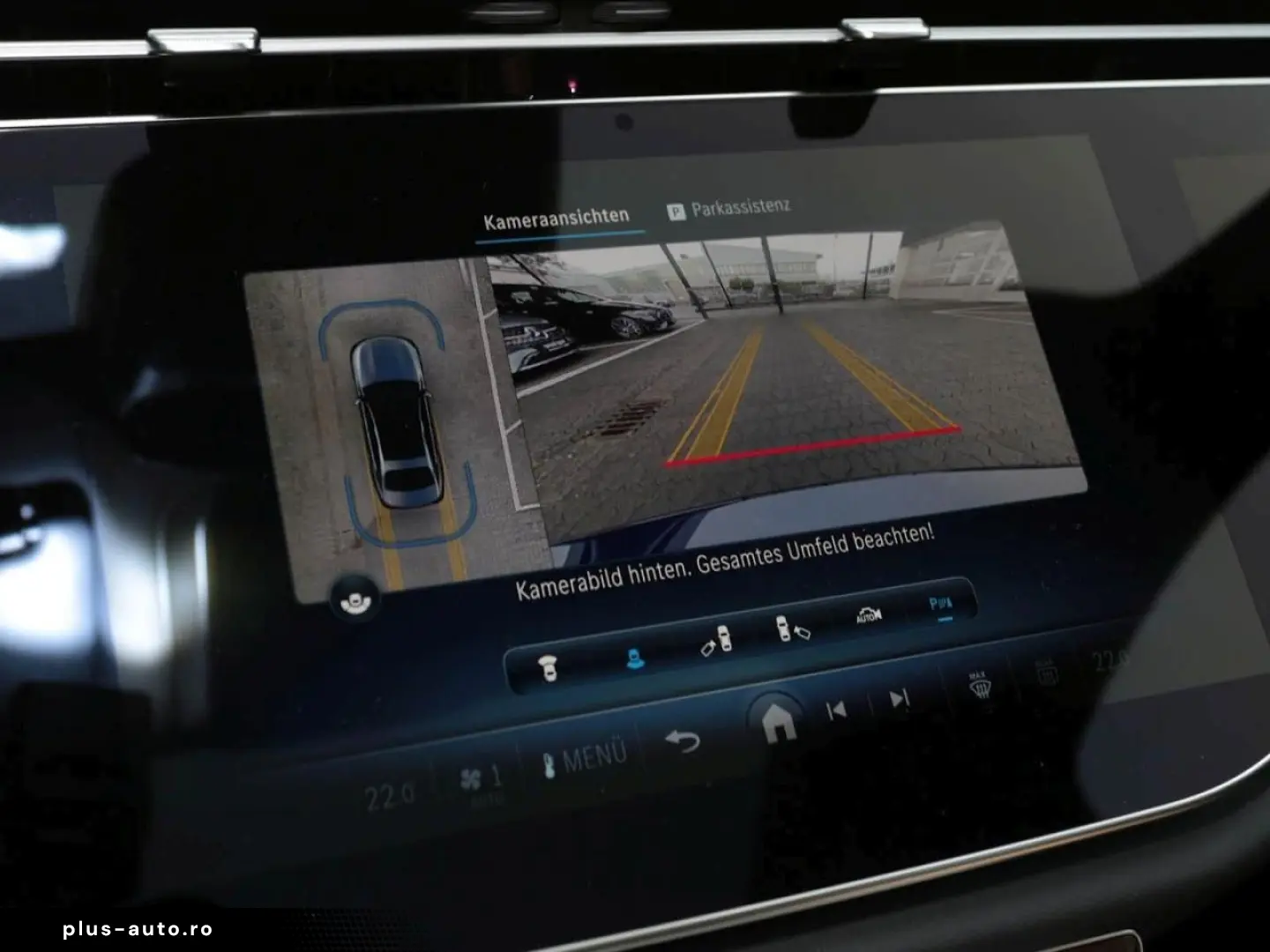 MERCEDES-BENZ E 400 e 4M AMG Panorama Burmester Memory 360