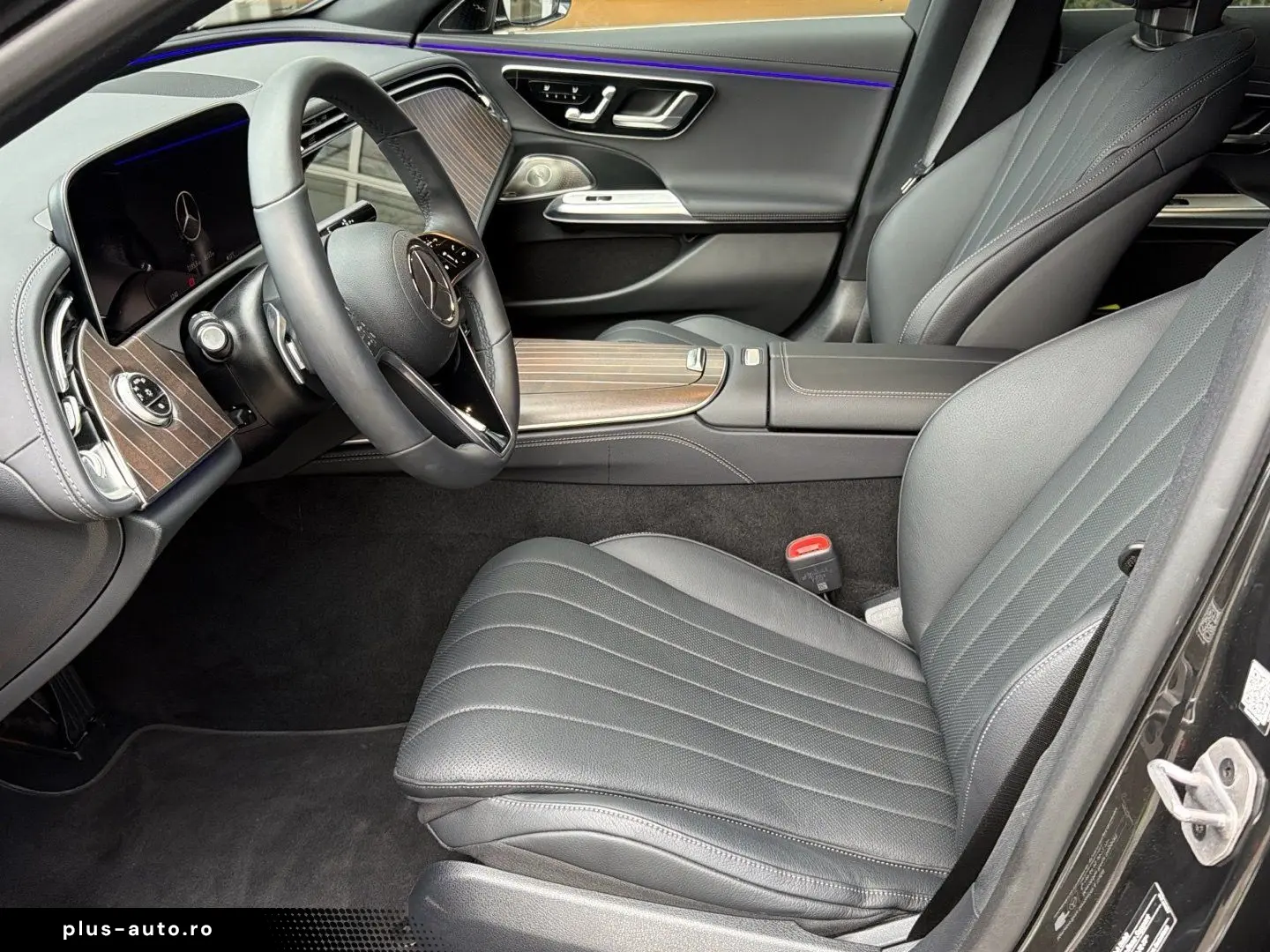 MERCEDES-BENZ E 400 e 4M Exclusive DigitalLight Dist&hellip;