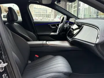 MERCEDES-BENZ E 400 e 4M Exclusive DigitalLight Dist&hellip;