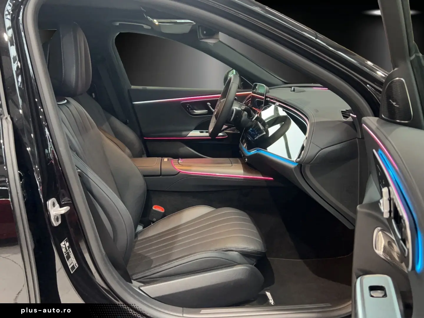 MERCEDES-BENZ E400e AMG Premium  AIRMATIC Masage HAL&hellip;