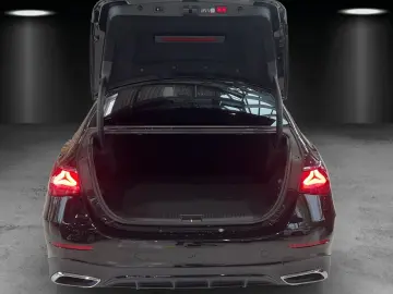 MERCEDES-BENZ E400e AMG Premium  AIRMATIC Masage HAL&hellip;