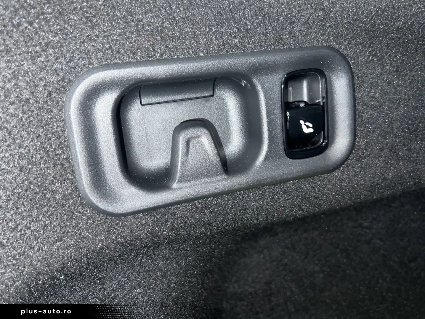 MERCEDES-BENZ E400e AMG Premium  AIRMATIC Masage HAL&hellip;