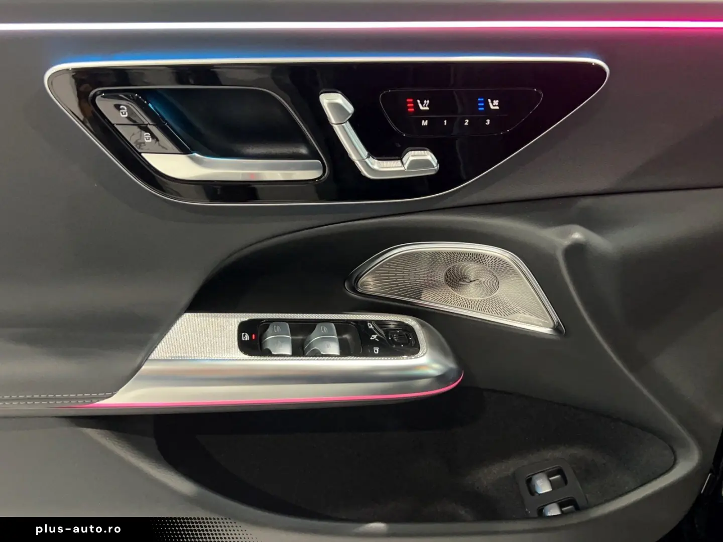 MERCEDES-BENZ E400e AMG Premium  AIRMATIC Masage HAL&hellip;