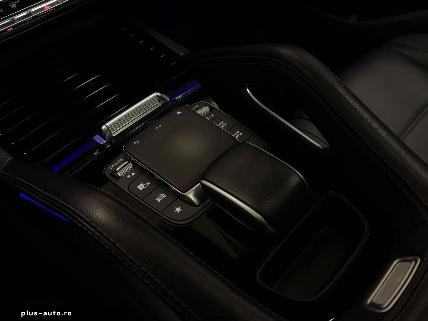 MERCEDES-BENZ GLE 400 d 4M AHK STH Pano NIGHT Multibeam 21