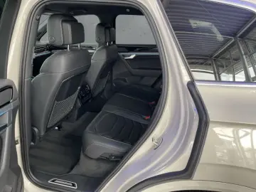 VW Touareg TDI R-Line AHK IQ.LIGHT Memory HeadUp