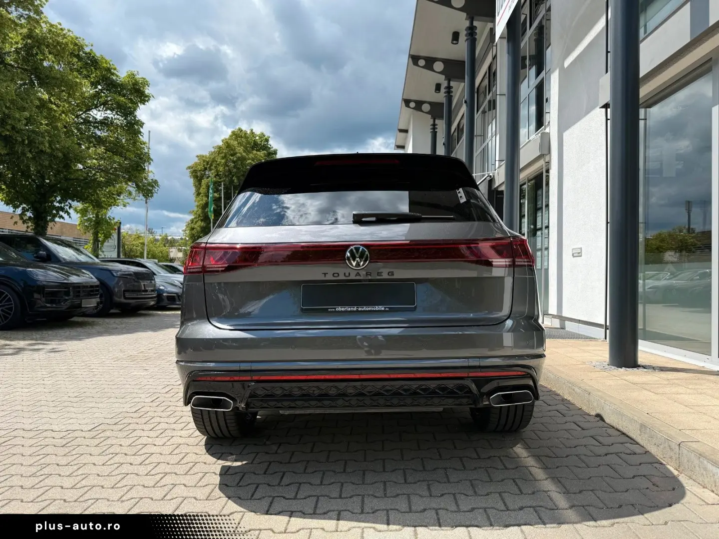 VW Touareg  R-Line   DYNAUDIO  22   AHK  LUFT  PANO