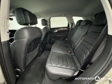 VW Touareg 3.0 TDI 4M. V6  Luftfed.  AHK  Leder LED