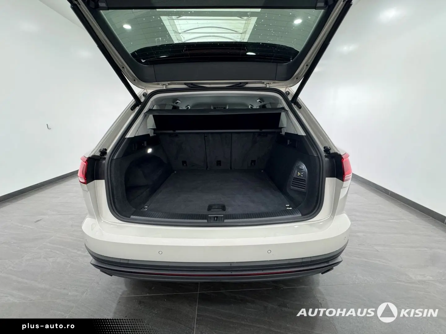 VW Touareg 3.0 TDI 4M. V6  Luftfed.  AHK  Leder LED