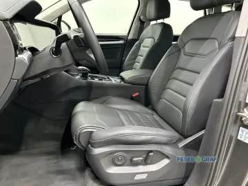 VW Touareg V6 TDI 170 KW 4-Motion AHK Kamera Leder