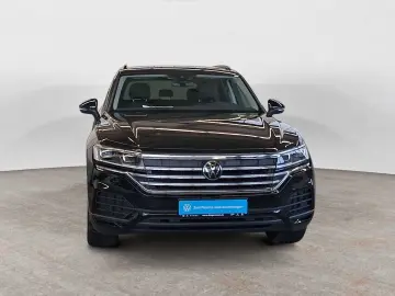 VW Touareg 3.0 TDI Tiptr. 4M  AHK Luft LED Navi