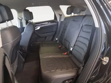 VW Touareg 3.0 TDI Tiptr. 4M  AHK Luft LED Navi