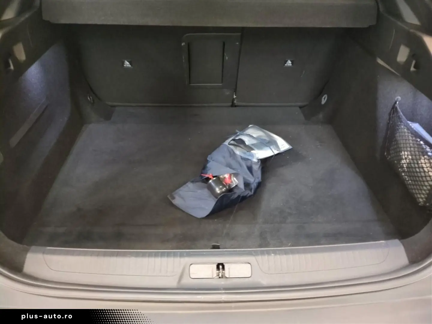 PEUGEOT 408 Allure Hybrid