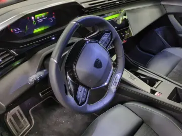 PEUGEOT 408 Hybrid GT