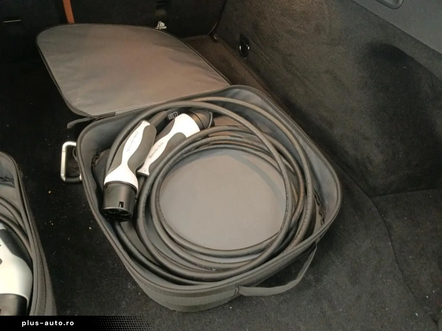 MERCEDES-BENZ GLC 300 e  Coupe AMG Line 4Matic