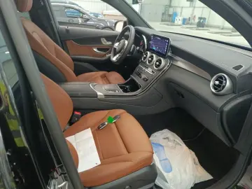 MERCEDES-BENZ GLC 300 e  Coupe AMG Line 4Matic