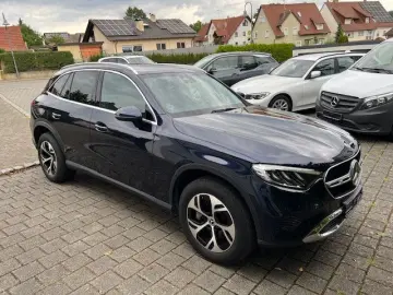MERCEDES-BENZ GLC 300 e 4Matic