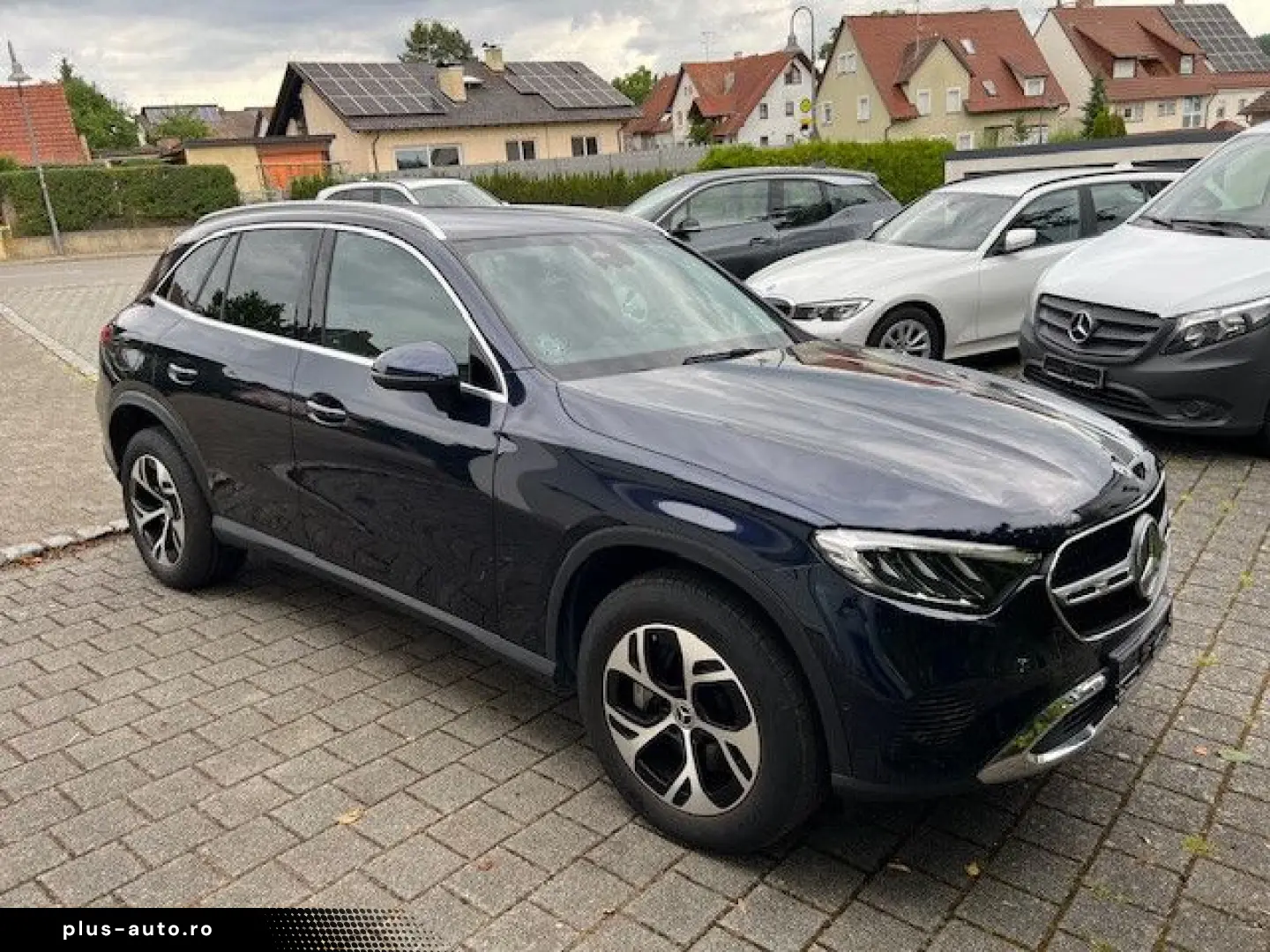 MERCEDES-BENZ GLC 300 e 4Matic
