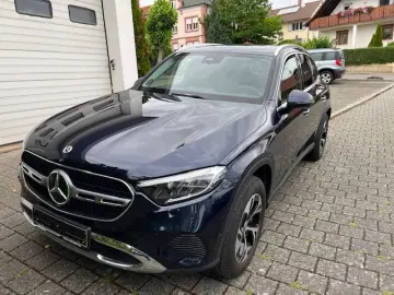 MERCEDES-BENZ GLC 300 e 4Matic