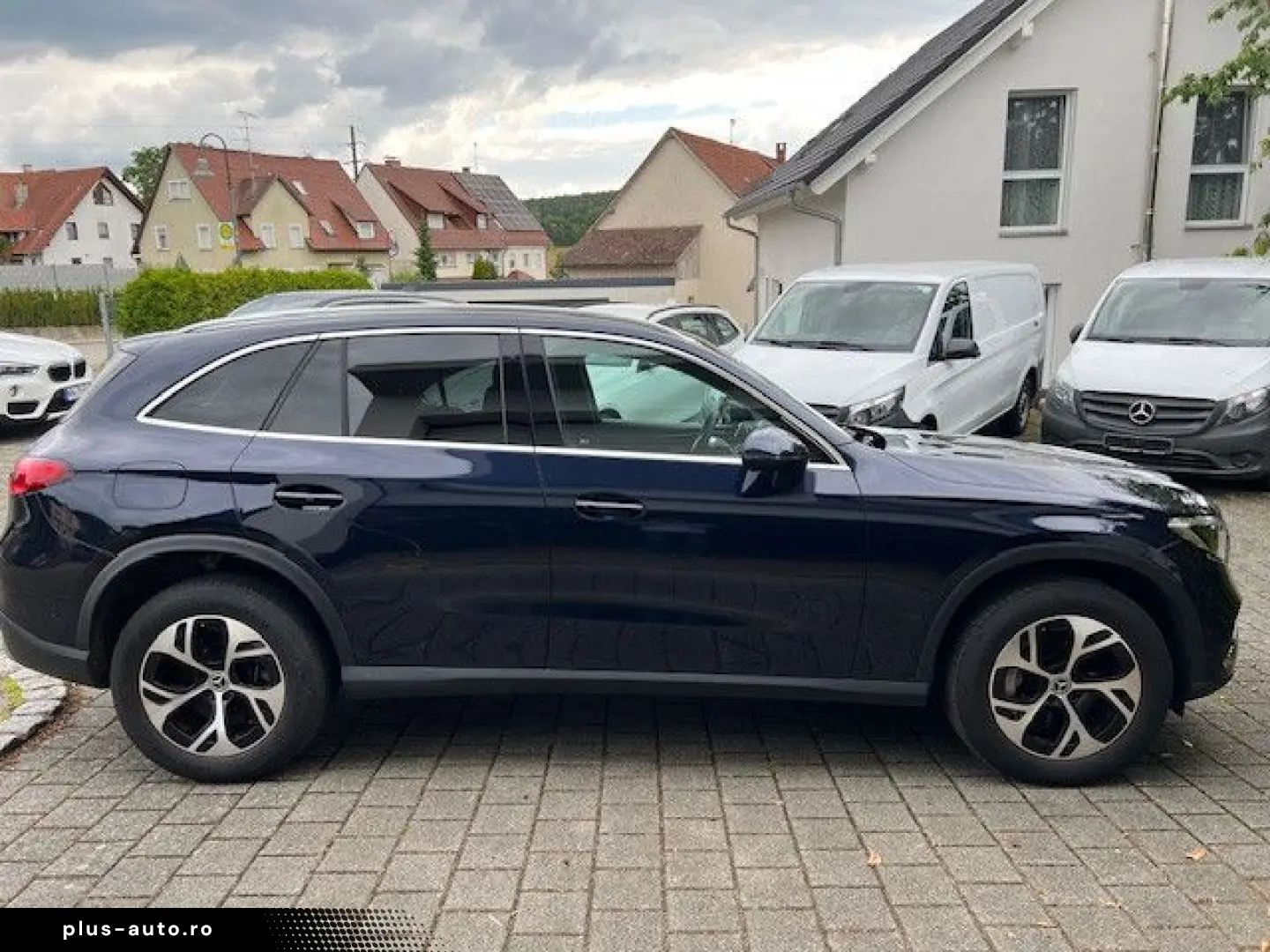 MERCEDES-BENZ GLC 300 e 4Matic