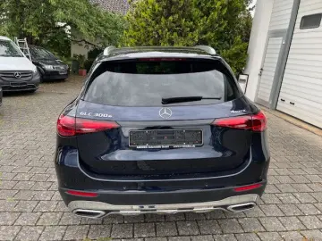 MERCEDES-BENZ GLC 300 e 4Matic