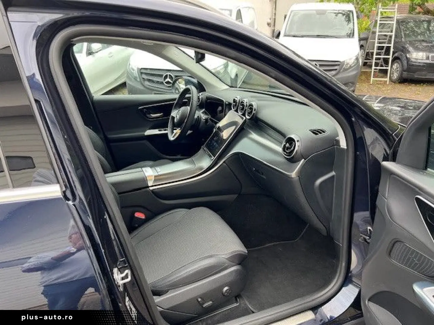 MERCEDES-BENZ GLC 300 e 4Matic