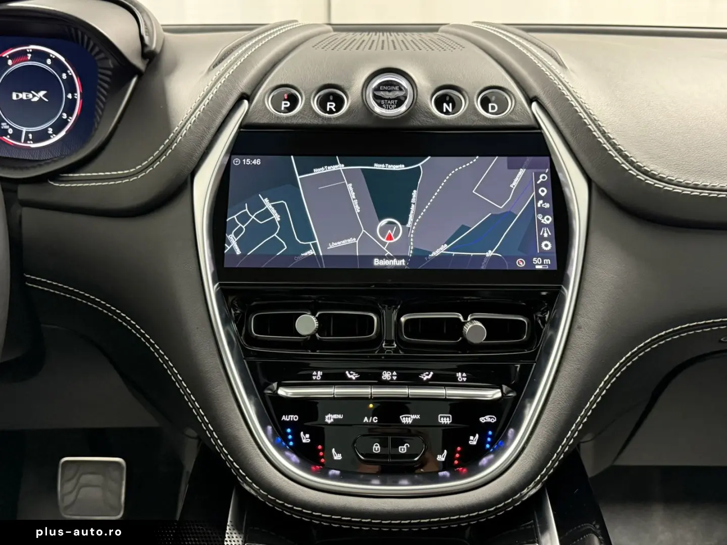 ASTON MARTIN DBX 4.0 V8   Morning Frost White   Spor&hellip;