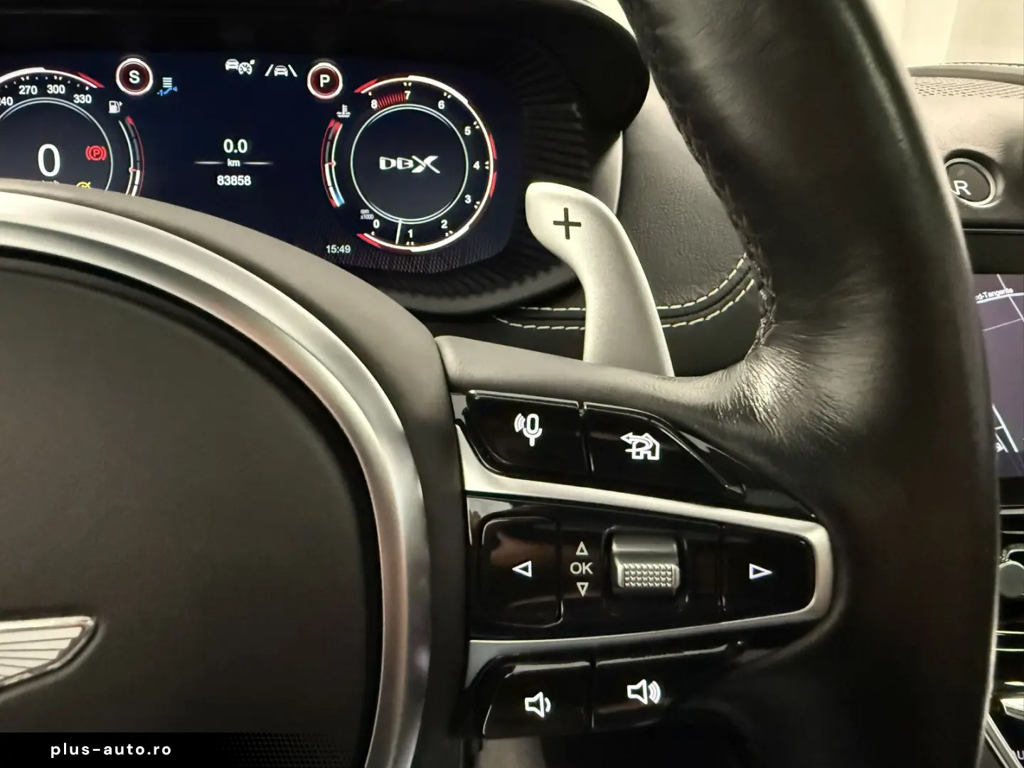 ASTON MARTIN DBX 4.0 V8   Morning Frost White   Spor&hellip;