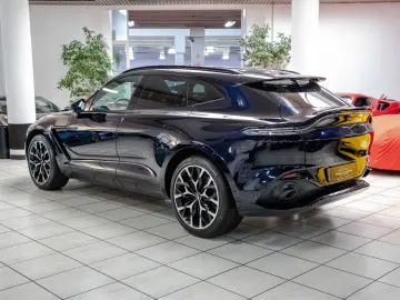 ASTON MARTIN DBX - VAT - ACC