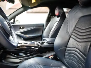 ASTON MARTIN DBX - VAT - ACC