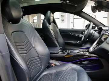 ASTON MARTIN DBX - VAT - ACC