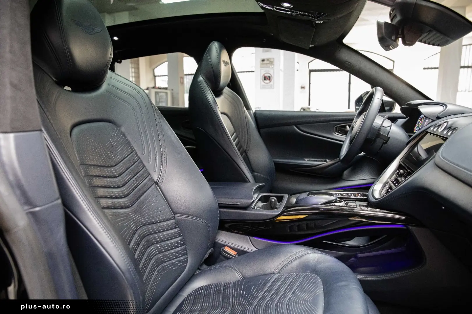 ASTON MARTIN DBX - VAT - ACC