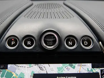 ASTON MARTIN DBX - VAT - ACC