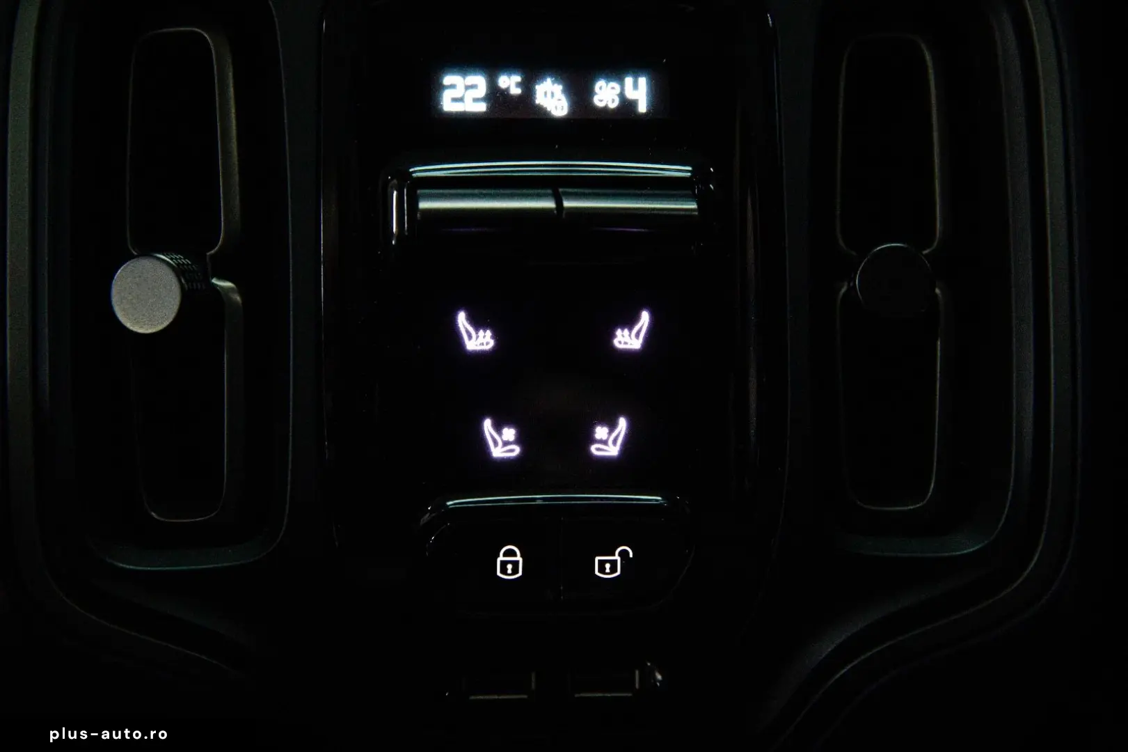 ASTON MARTIN DBX - VAT - ACC